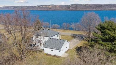 Lake Pepin Home Sale Pending in Lake City Minnesota