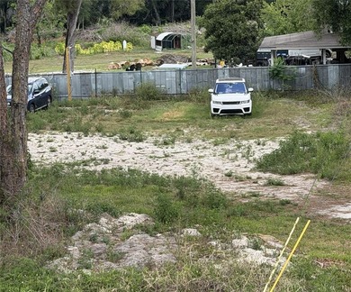STOP SEARCHING AND START BUILDING! This build-ready lot in East - photo 3