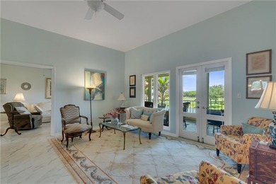 stunning top-floor *penthouse-style* condo updated, and - photo 4