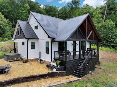 This newer 2023 craftsman style home sits on 16 acres and offers - photo 2