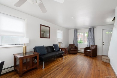 Welcome to this charming, well maintained Cape Cod style house - photo 4