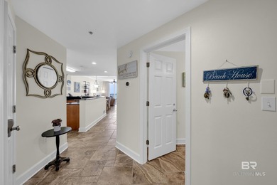Welcome to Avalon 1605, a beautifully appointed, fully furnished - photo 4