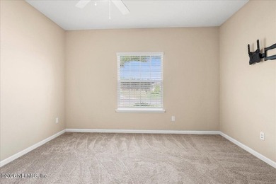 Welcome home to this well-maintained and immaculate 4-bedroom, 3 - photo 15