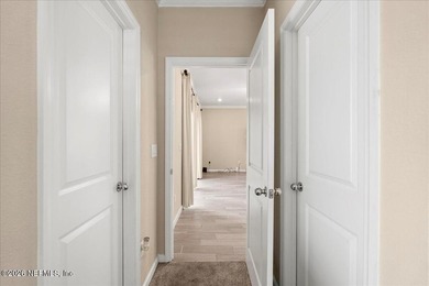 Welcome home to this well-maintained and immaculate 4-bedroom, 3 - photo 30