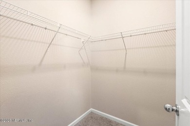 Welcome home to this well-maintained and immaculate 4-bedroom, 3 - photo 32