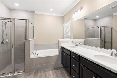 Welcome home to this well-maintained and immaculate 4-bedroom, 3 - photo 33