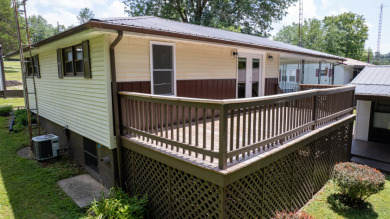 Neighborhood Boat Ramp, Garage - photo 2