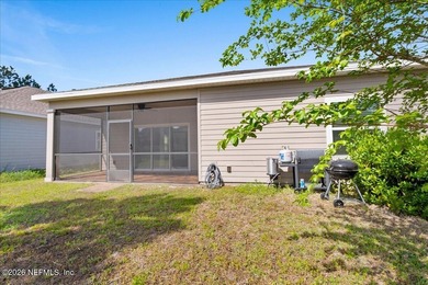 Welcome home to this well-maintained and immaculate 4-bedroom, 3 - photo 40