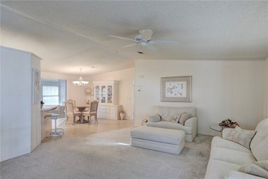 Ideally located within walking distance to the Community Center - photo 5