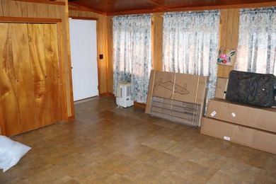 Country Living Solar Home with Guest Cottage - Ideal