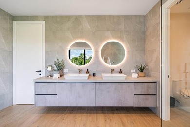 Victoria Park Modern Masterpiece | Built 2023 Privately gated - photo 16
