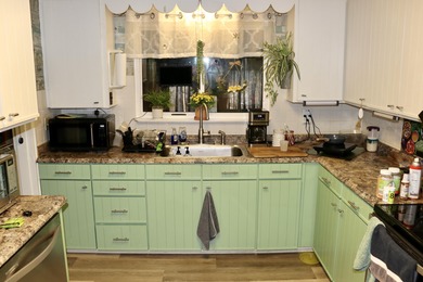 Country Living Solar Home with Guest Cottage - Ideal