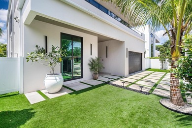 Victoria Park Modern Masterpiece | Built 2023 Privately gated - photo 31