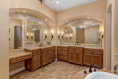 Luxury Golf Course Living in MillwoodAn extraordinary - photo 34