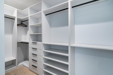 Victoria Park Modern Masterpiece | Built 2023 Privately gated - photo 39