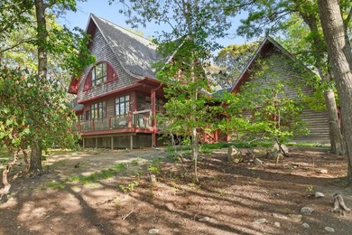 Privacy is becoming increasingly difficult to find in Montauk - photo 2