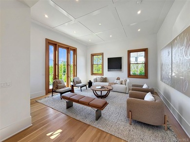 Newly constructed architectural showpiece in the heart of - photo 12