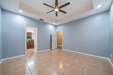 Welcome to this beautifully maintained 3-bedroom, 2-bath home - photo 20