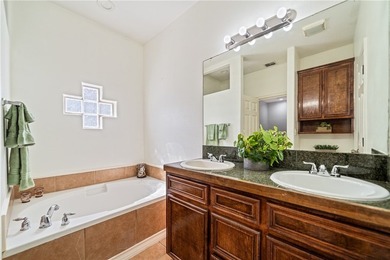 Welcome to this beautifully maintained 3-bedroom, 2-bath home - photo 23