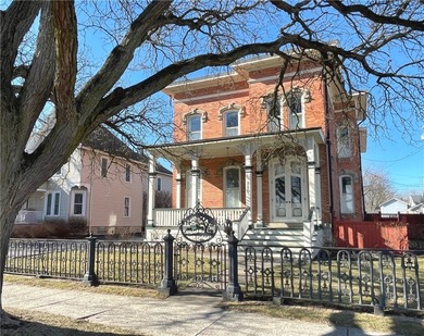 Canandaigua Lake Home Sale Pending in Canandaigua New York