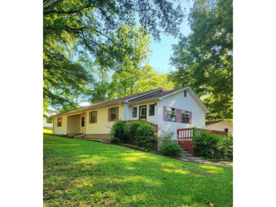 Lake Home For Sale in Sardis, Mississippi
