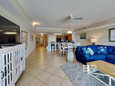 Beautifully Furnished 2 Bedroom, 2 Bathroom Unit in a Convenient - photo 5