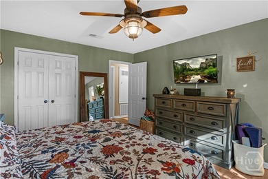 Welcome home to this lovely 3 bedroom, 2 bath ranch with 1,862 - photo 14