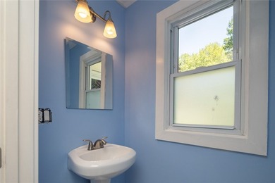 Welcome home to this beautifully maintained 3-bedroom, 1.5-bath - photo 15