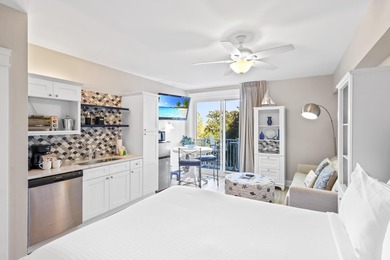 Guests & owners alike will adore this charming renovated studio - photo 1