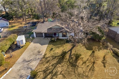 Welcome home to this lovely 3 bedroom, 2 bath ranch with 1,862 - photo 29