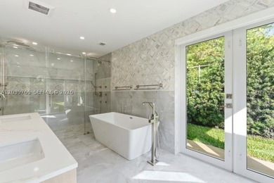 Located in northern Coconut Grove, this fully renovated - photo 32