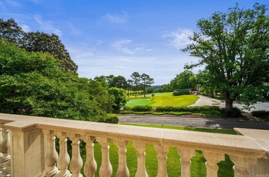 A perfectly positioned Heights home across the street from the - photo 33