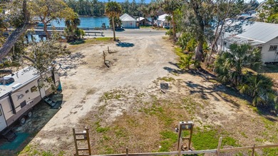 Rare opportunity on Riverside Drive featuring three lots in a - photo 8