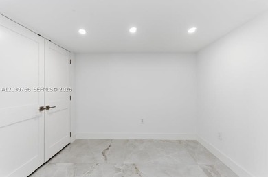 Located in northern Coconut Grove, this fully renovated - photo 40