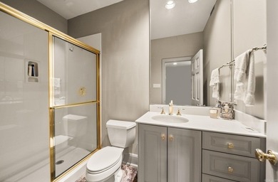 A perfectly positioned Heights home across the street from the - photo 42