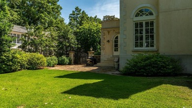 A perfectly positioned Heights home across the street from the - photo 48