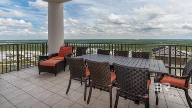 One of only three of the largest floor plans at The Oasis, this - photo 7