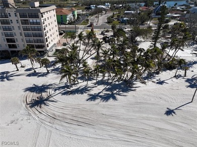 This is the BEST BEACHFRONT property on Fort Myers Beach with - photo 8