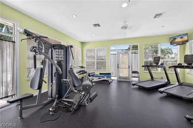 Well-maintained 2-bedroom plus den residence offering a flexible - photo 29