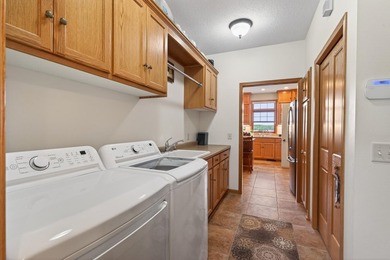 Welcome to one of Sauk Lake's most treasured properties-a - photo 33
