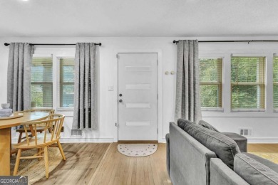 Don't miss this private retreat in the city! 3BR/2BA Mid-Century