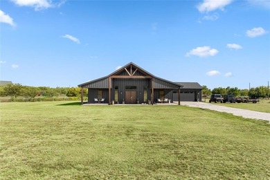 (private lake, pond, creek) Home For Sale in Wichita Falls Texas