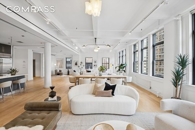 Spectacular sprawling full-floor LOFT with 12-foot ceilings and - photo 5