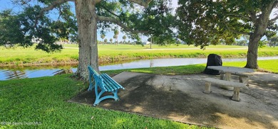 GOLF COURSE VIEWS & NO STAIRS! GROUND FLOOR SUN 'N GREEN LIVING - photo 15