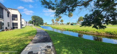 GOLF COURSE VIEWS & NO STAIRS! GROUND FLOOR SUN 'N GREEN LIVING - photo 16