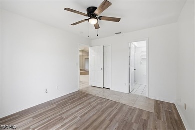 Exceptional investment opportunity on a freshwater canal in the - photo 21