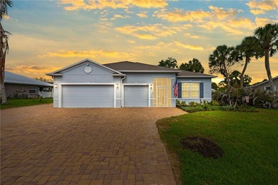 Unique & contemporary, 2022 sturdy CBS home w/abundant upgrades - photo 1