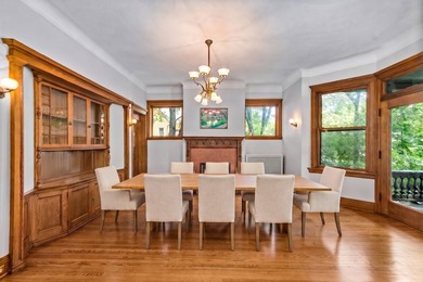 Prime Southeast Evanston:  A Masterpiece of History and Refined - photo 9