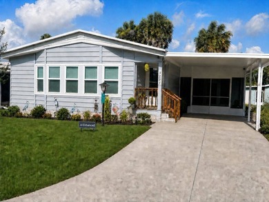 Beautiful Palm Harbor home 2 bedroom with 2 baths in a large - photo 1