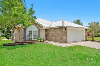 Looking for a great home in a prime location, look no further! - photo 4